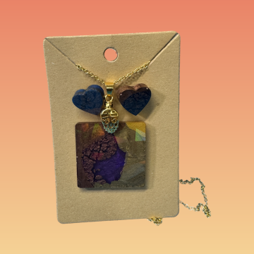 Ensemble de pendentif et boucles d'oreilles